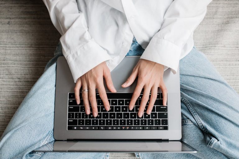 How to type faster with correct finger placement