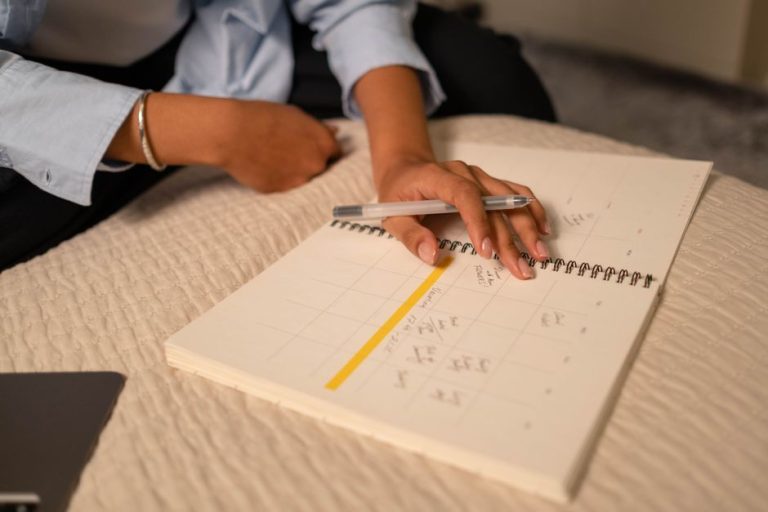 How to create a daily routine for working from home