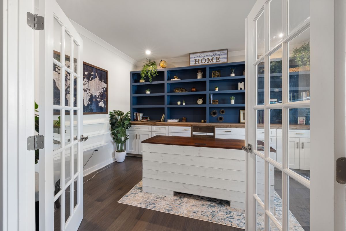 Featured image for Cubicle Shelf Guide: Best Types, Sizes, and Setup Tips for 2024 - focus on Cubicle Shelf
